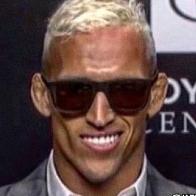 tweets_crispy's profile picture. 