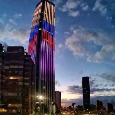 administrador e ingeniero industrial, account Mánager de consultoría financiera, empresaria y gerente JC Medical Corp SAS