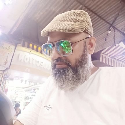 mohdshariq03's profile picture. Hard working💪
Innocent.....Not Elon😝