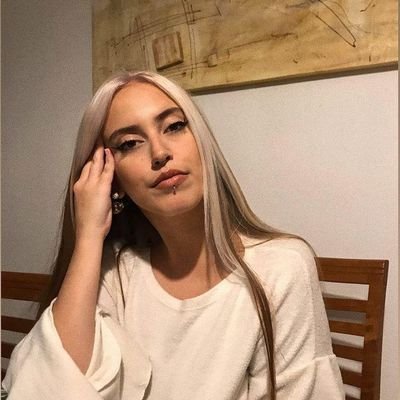 vikidelcastillo's profile picture. 