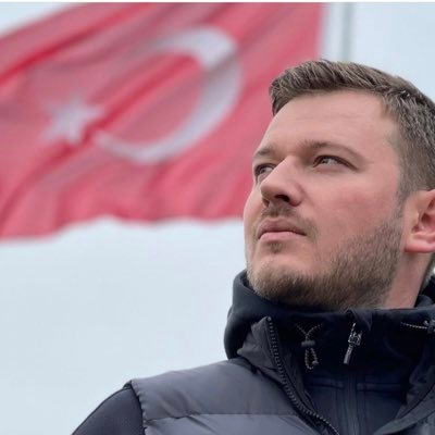 zcaglayann's profile picture. Karadenizli!                            Fenerbahçe 🇹🇷 #İyikivarsınEren