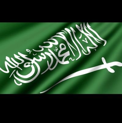 أنا العابر بين الحرف والسكوت..أجمع ما يسقط من الضوء في قلب الليل..هنا حكمة تمشي على رؤوس الكلمات..وشعر يلمح اكثر مما يصرح وقلب يجيد الاصغاء وان كتب.