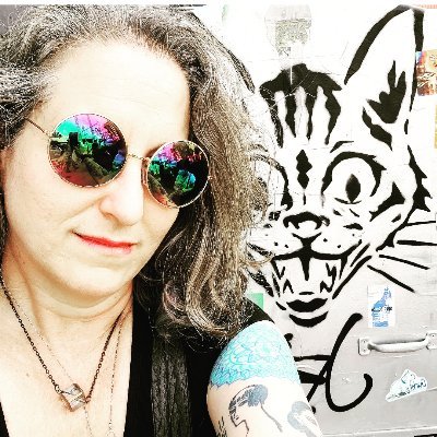 ArtistActivist, 4cats, 💪for the oppressed, Married, Proud mom of trans child 🏳️‍⚧️🏳️‍🌈 BLM, pro-choice 