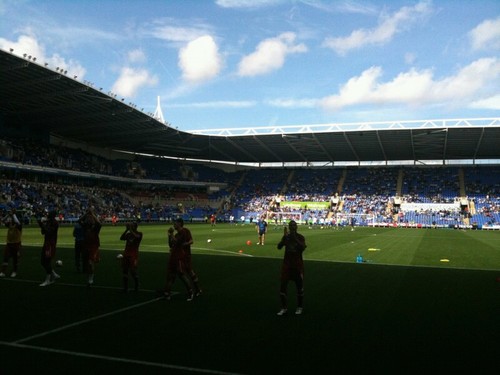 MarkyMcB's profile picture. #cpfc raised.