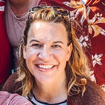 Wife, mother, physician assistant, teacher, storyteller, lover of data.