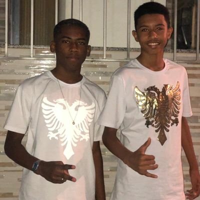 GB42418's profile picture. paz