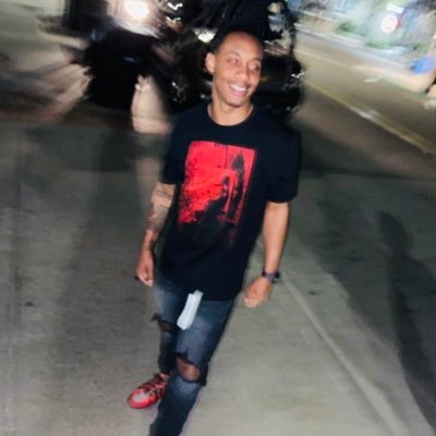 __Stay safe these white people out here tripping🗣__ I Am MonMonTrone💯 RIPCkourt🙏🏾