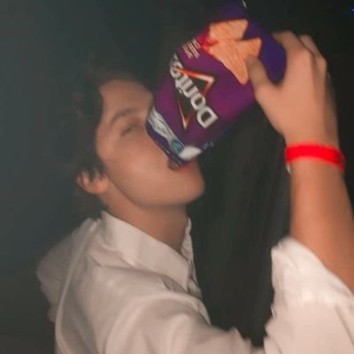 Viendo Moonshot con Cole❤️🩹
Sigue a @colesprouse en instagram también que esperas?....♡
https://t.co/nEprmHR4yI