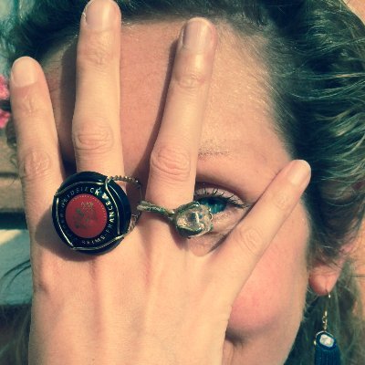 jackselonikie's profile picture. Bomen, beesten, blommen. Biodiversiteit.

PvdD.

The earth is the very quintessence of the human condition. 

Hannah Arendt.