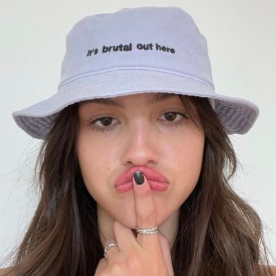 okayhcpe's profile picture. i'm so sick of myself (she/they)