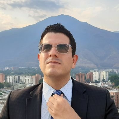 En Caracas, Venezuela.▪Periodista, Presentador de Noticias ▪Locutor UCV