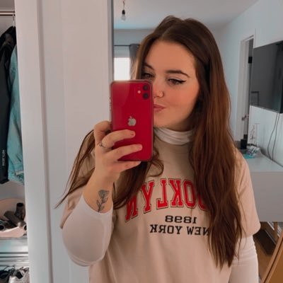 kiaramulvihill's profile picture. 