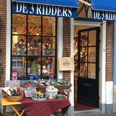 Delicatessenwinkel in Deventer. Gespecialiseerd in Engelse-, Franse en regionale producten.