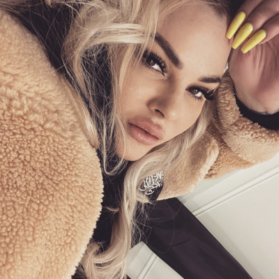 DallasLillie_'s profile picture. ever since I was a little girl I knew I wanted to over-share.