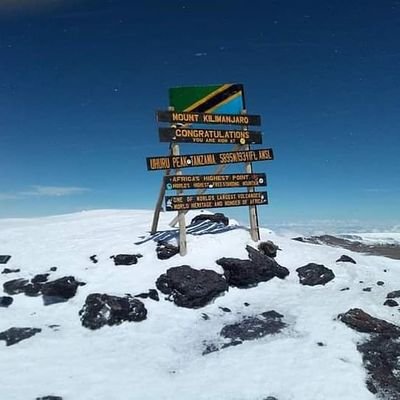 BajutaSafari's profile picture. MOUNTAINS CLIMBING AND SAFARIS PROFESSIONALS