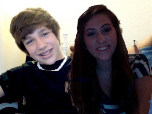 WowMahomies's profile picture. Ever since a couple weeks ago when my friend (@TeamMahoneArmy) showed me @AustinMahone's youtube channel i've been a true mahomie