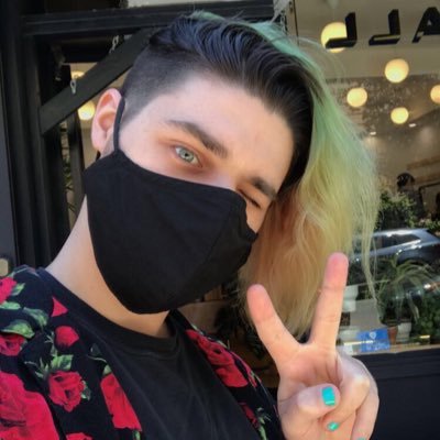 Enzo (They/Them) • Queer Twitch Affiliate / Variety Caster • Personal Account •