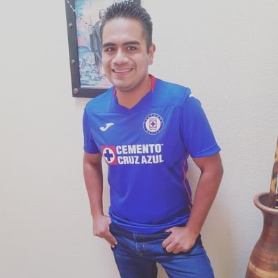 Egresado en Comunicación | Leer, escuchar música, ver series y películas| Equipos de corazón Cruz Azul 🇲🇽, Barça 🇪🇦 y Man. Utd.⚽ | Oaxaqueño de nacimiento.