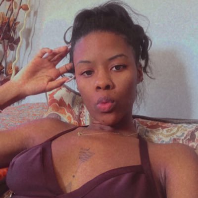 Living vicariously through myself✨ #HereForTheLaughs😜😹 #HereToLieAaLittleBit🤪🤣