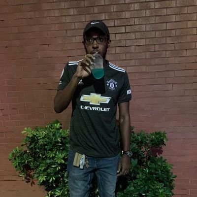 🇯🇲 🇯🇲Yaadman 🇯🇲🇯🇲 IG: _franco_876 • #UtechKnight • #MUFC • Mechanical Engineer • Good vibes only 😌• Manchester United For Ever #GGMU #MUFC
