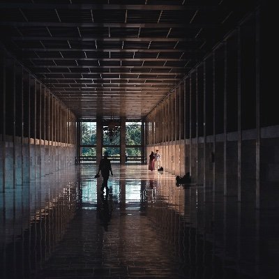 ByDavin26's profile picture. The man who love shoot at night to reveal the colors