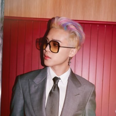 mochichimy's profile picture. Life goes on, let's live on