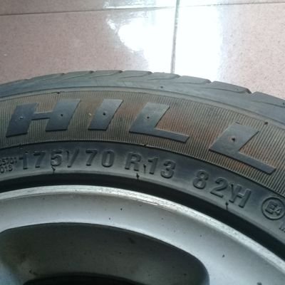 Dedi52926048's profile picture. 