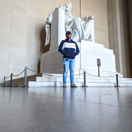 mannyrveloz23's profile picture. YOLO