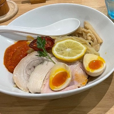 @otouhu_91の取引専用垢でしたが本垢がログインできず凍結したため取引兼とうらぶ中心垢になりました。中の人成人済みです。 刀剣乱舞のグッズをメインに取り扱います。 陸奥守吉行推し。