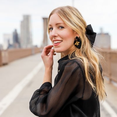 Lizteich's profile picture. Fashion Stylist ⚡️ I joined Twitter because I styled one of the founders & thought I’d be polite. Follow me @thenewyorkstylist on every other social platform 😉