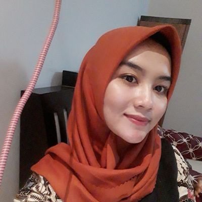 titiw_siti's profile picture. hidup itu singkat jadi jangan pernah menyia-nyiakan waktu yang tersisa untuk hal bodoh dan tak berguna,,, :)