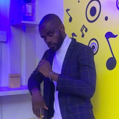 amewilofficial's profile picture. Singer-Designer-Architect