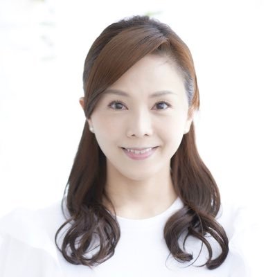 テレビ東京アナウンサーを経て現在フリーアナウンサー/株式会社Wellness Meの代表。 Wellness Me‥健康、美容、ワークライフバランス ⭐️日本化粧品検定1級⭐️特級コスメコンシェルジュ⭐️美腸プランナー⭐️プロの話し方