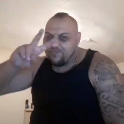 Bog_dx's profile picture. https://t.co/vVK4AmMRFY   😜