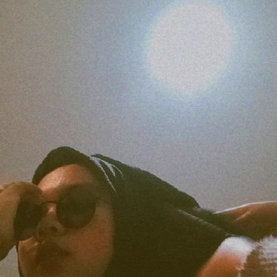 apa aja terserah, yang penting ada || ig : cicimarcelia_ || 🌼