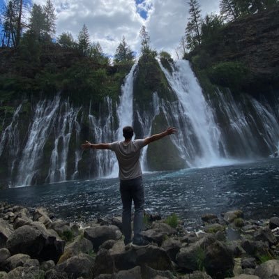 BruhhElbert's profile picture. Keep #god first ☝🏻🙏🏻 Freedom Maxi 🕵️‍♂️ CEO of @gelatotech Get your phone fixed by me⬇️