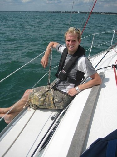 Work in InfoSec, play in the water (sailing), hit balls with rackets (Squash & Tennis), run because I can and drink because it's rude not to. Me.