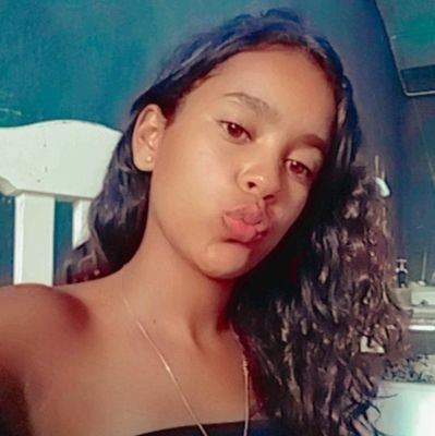 Itala31135377's profile picture. gosta de cantar dançar teatro novela