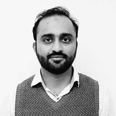 A proud Pakistani, only the 8th RHCA from Pakistan. Loves sports, reading books and socializing.