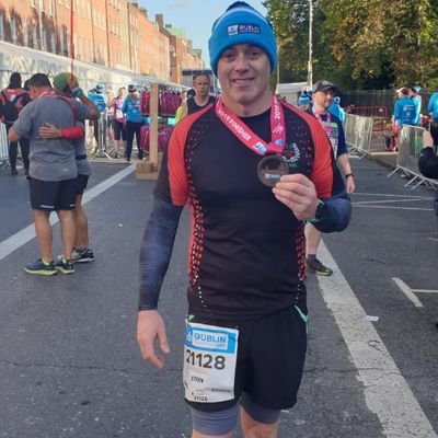 24hr x1 🏃
100k x1 🏃
Marathon x 54 🏃
Half Marathon x 30 🏃
Triathlete in training  🏊‍♂️🚴‍♂️🏃
Ireland 🇮🇪