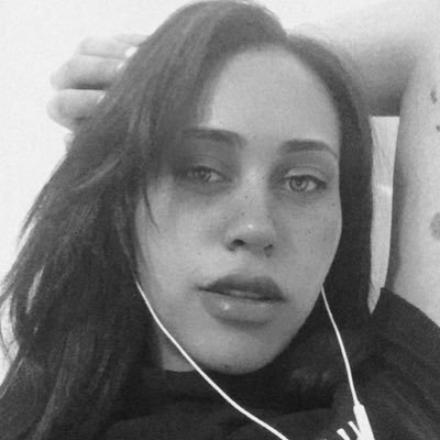 TamaraCatharine's profile picture. Curto minha vida como se o mundo fosse acabar amanhã!!!