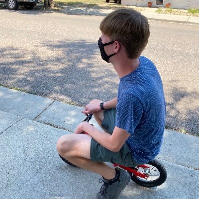 krilnon's profile picture. 