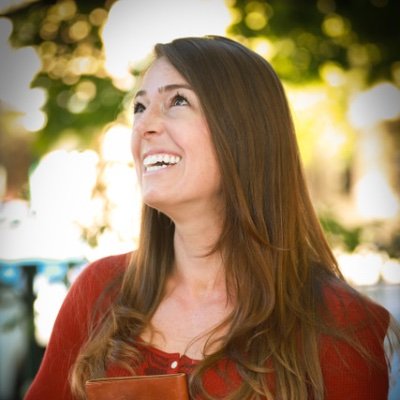 Making You Look Good on Paper. 🖋 Laura Dent — Editor & Writing Coach 🖋 Book a free 30-minute consultation at https://t.co/KVm0WNxDjO