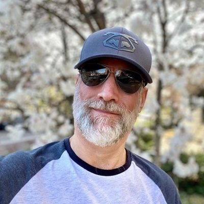 EricJohnathan4's profile picture. simple man with no stress