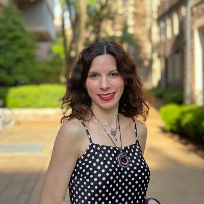 academic & author; Marie Curie Postdoc & Fulbright Alumna, PhD CompLit @WashU, writing a book on witnessing, trauma & environment & Anglophone world literature.