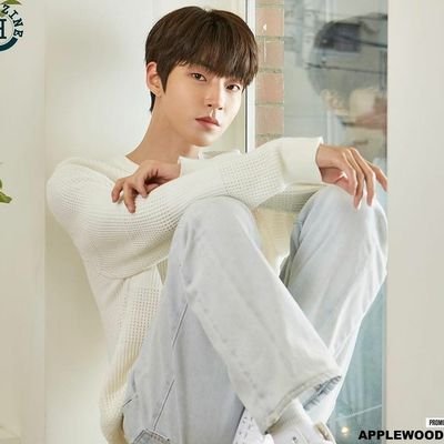 Can I skip college and watch k dramas all day🤡.
CW : Youth of may, law school, d.a.y.s, imitation,so I married an antifan, welcome to Waikiki👨🏽🦯🧎