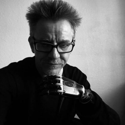 BAFTA member. BAFTA & Peabody Winning Game Writer: NDA; NEO-BERLIN 2087; LIFE IS STRANGE 1 & 2. CAPTAIN SPIRIT. DYING LIGHT 2. GROWING UP. DEUS EX. DAIKATANA.
