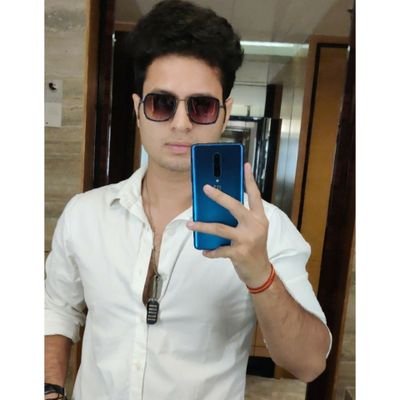 karanra79331993's profile picture. 