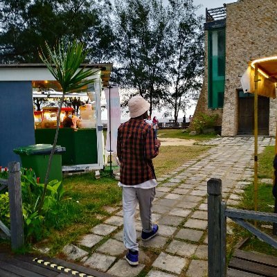 nashemedia14's profile picture. An experimental 
Photographer that likes to take pictures of people,cars sports and different types of events 
Graphic Designer and Video Editor