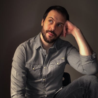 Desarrollador de videojuegos, apasionado del cine, series, libros de fantasía y basket (el corpore sano hay que cuidarlo también xD)